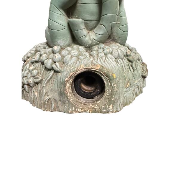 Vintage Disney White Swan Tigger Green Garden Sprinkler Resin 10” TESTED WORKS - Picture 3 of 8